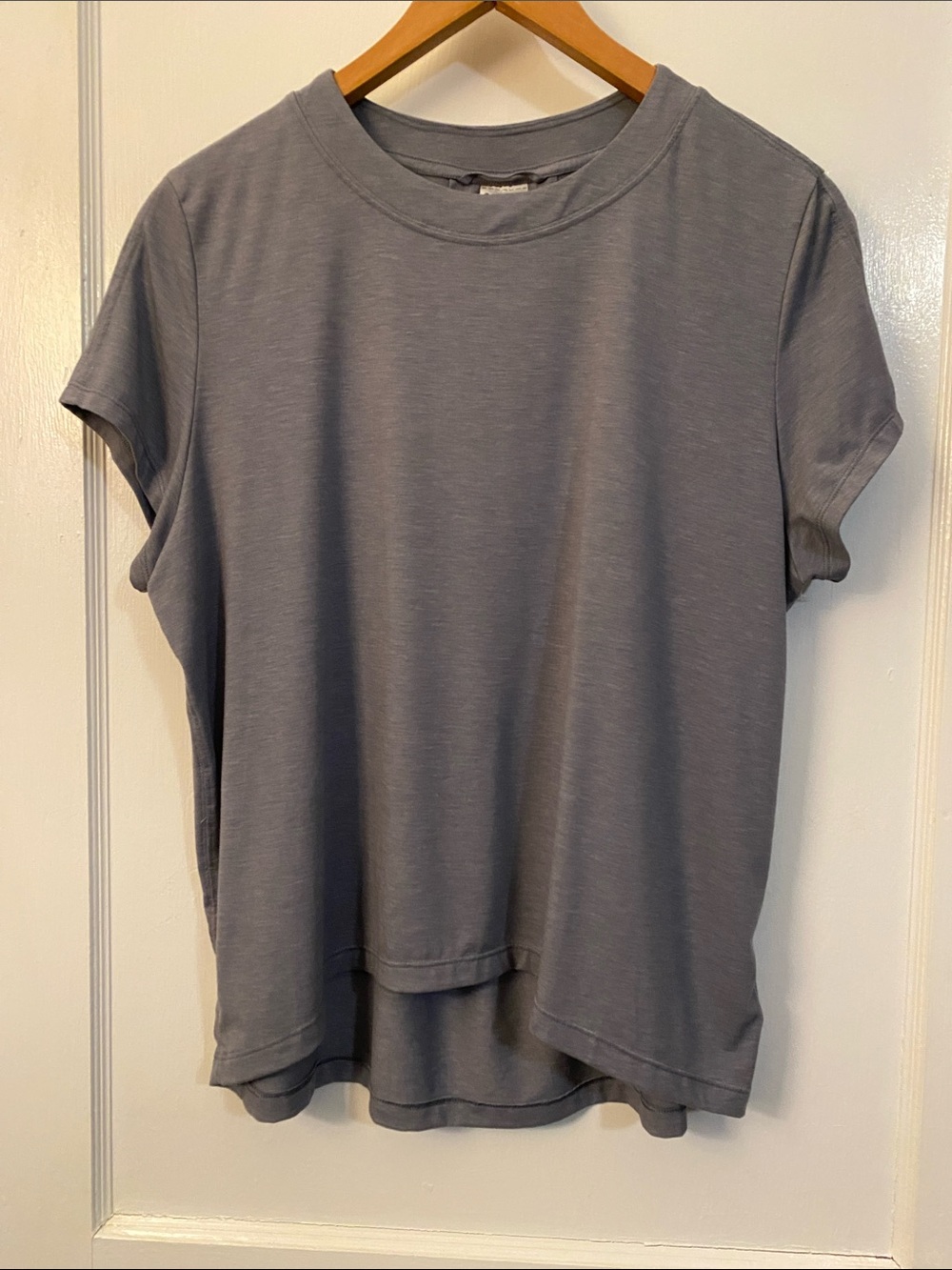 Athleta Move With Ease Short Sleeve Crew Tee - Slate Blue Small